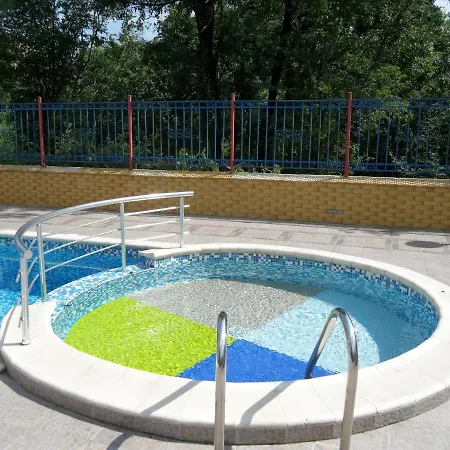 Holiday Apartment Suncity, Kiten, Bulgaria Апартаменты