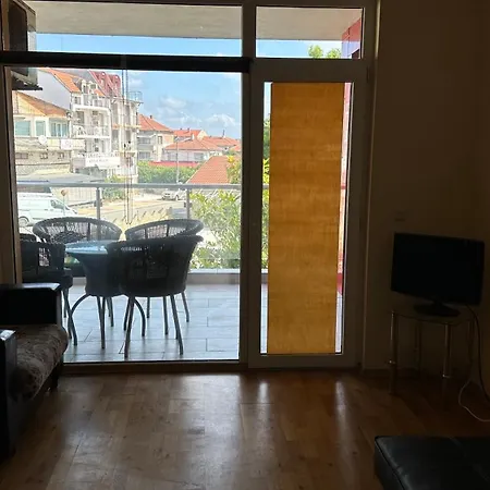 Holiday Apartment Suncity, Kiten, Bulgaria Апартаменты *