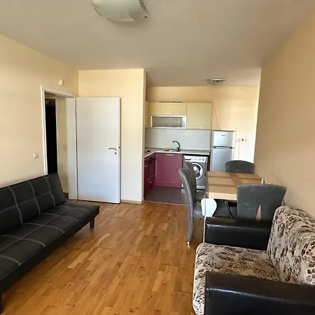 Апартаменты Holiday Apartment Suncity, Kiten, Bulgaria *