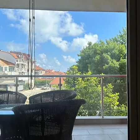 Апартаменты Holiday Apartment Suncity, Kiten, Bulgaria Китен