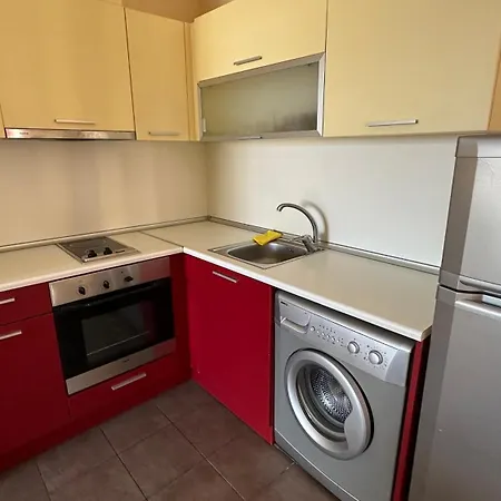 Holiday Apartment Suncity, Kiten, Bulgaria Апартаменты Китен